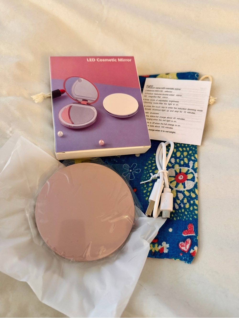 LED Round Compact Cosmetic Mirror (Pink) NEW
